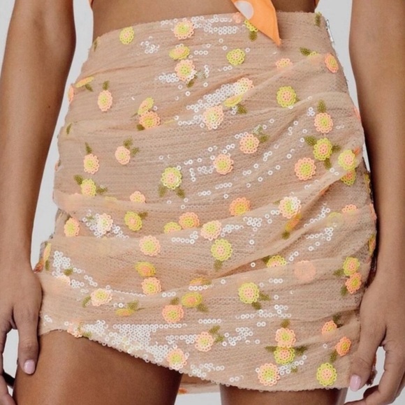 For Love And Lemons Dresses & Skirts - NWT For Love & Lemons Ryder Sequin Floral Mini Skirt XS NEW